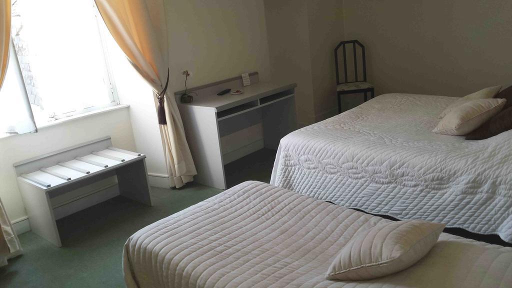 Grand Hotel De L'Etoile Courtenay  Kültér fotó